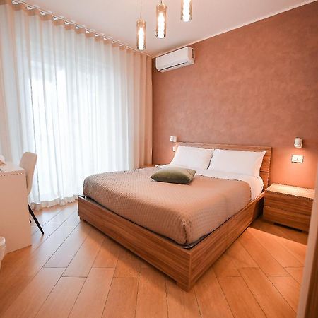 Hotel Karol Wojtyla Airport Bari Exteriér fotografie