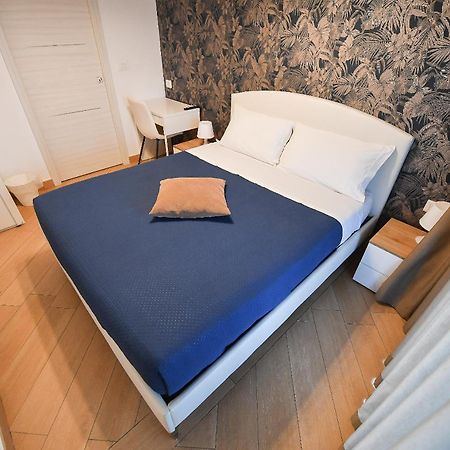 Hotel Karol Wojtyla Airport Bari Exteriér fotografie