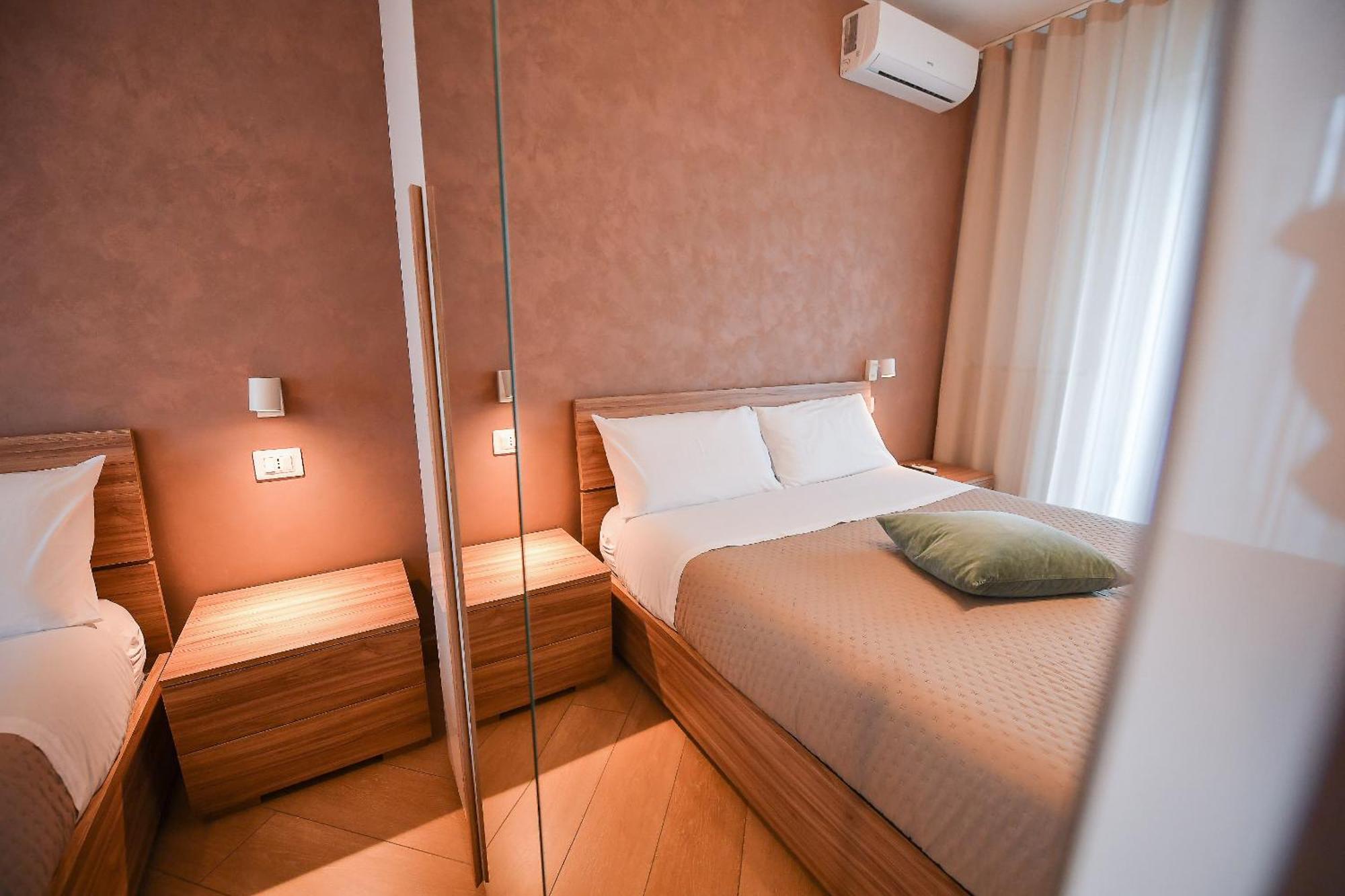 Hotel Karol Wojtyla Airport Bari Exteriér fotografie