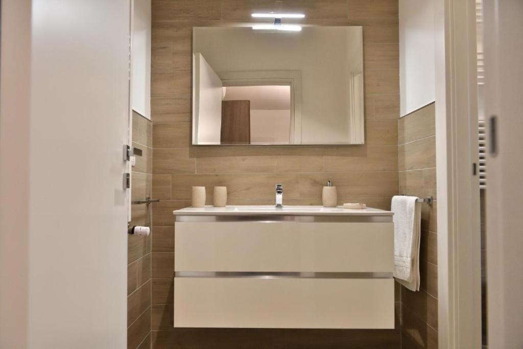 Hotel Karol Wojtyla Airport Bari Exteriér fotografie