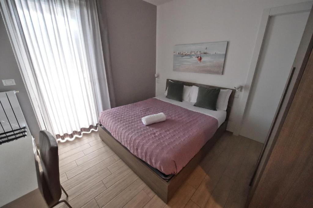 Hotel Karol Wojtyla Airport Bari Exteriér fotografie